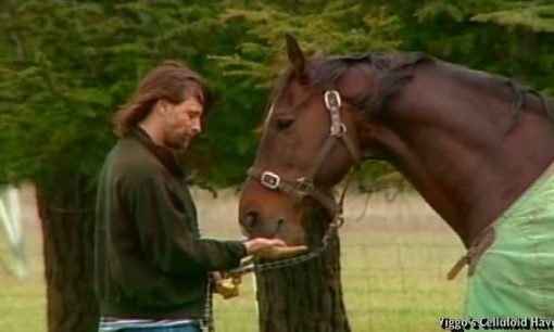 Viggo Mortensen with Uraeus in pasture