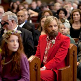 Annalise Basso, Samantha Isler, Viggo Mortensen, Shree Crooks, & Charlie Shotwell in Captain Fantastic